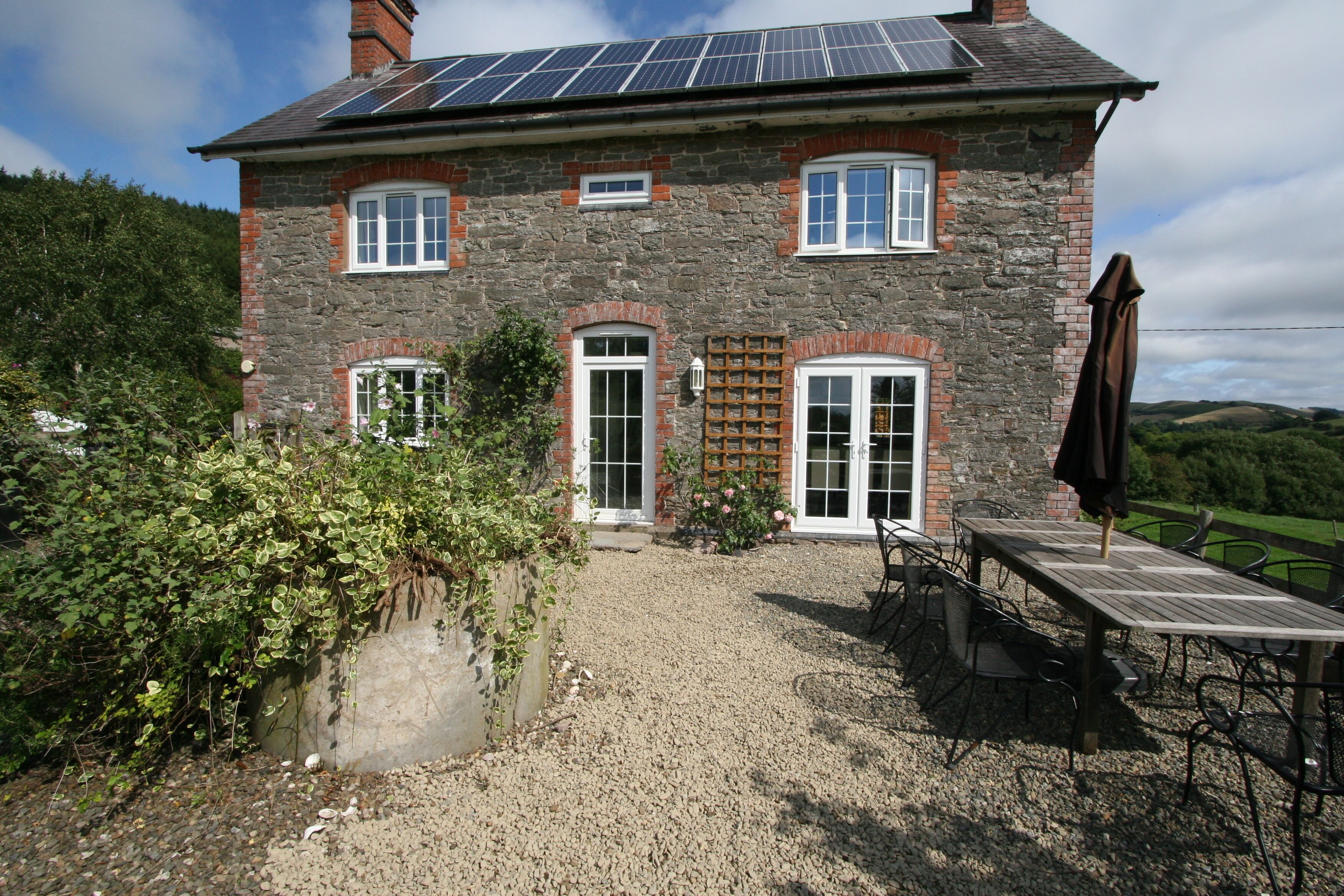 NOW AVAILABLE 2  to 12 October and 3 Nov  to 18 Dec LUXURY & PEACE book now!