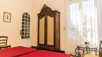 3 chambres, fer et planche Ă repasser, Wi-Fi gratuit, draps fournis