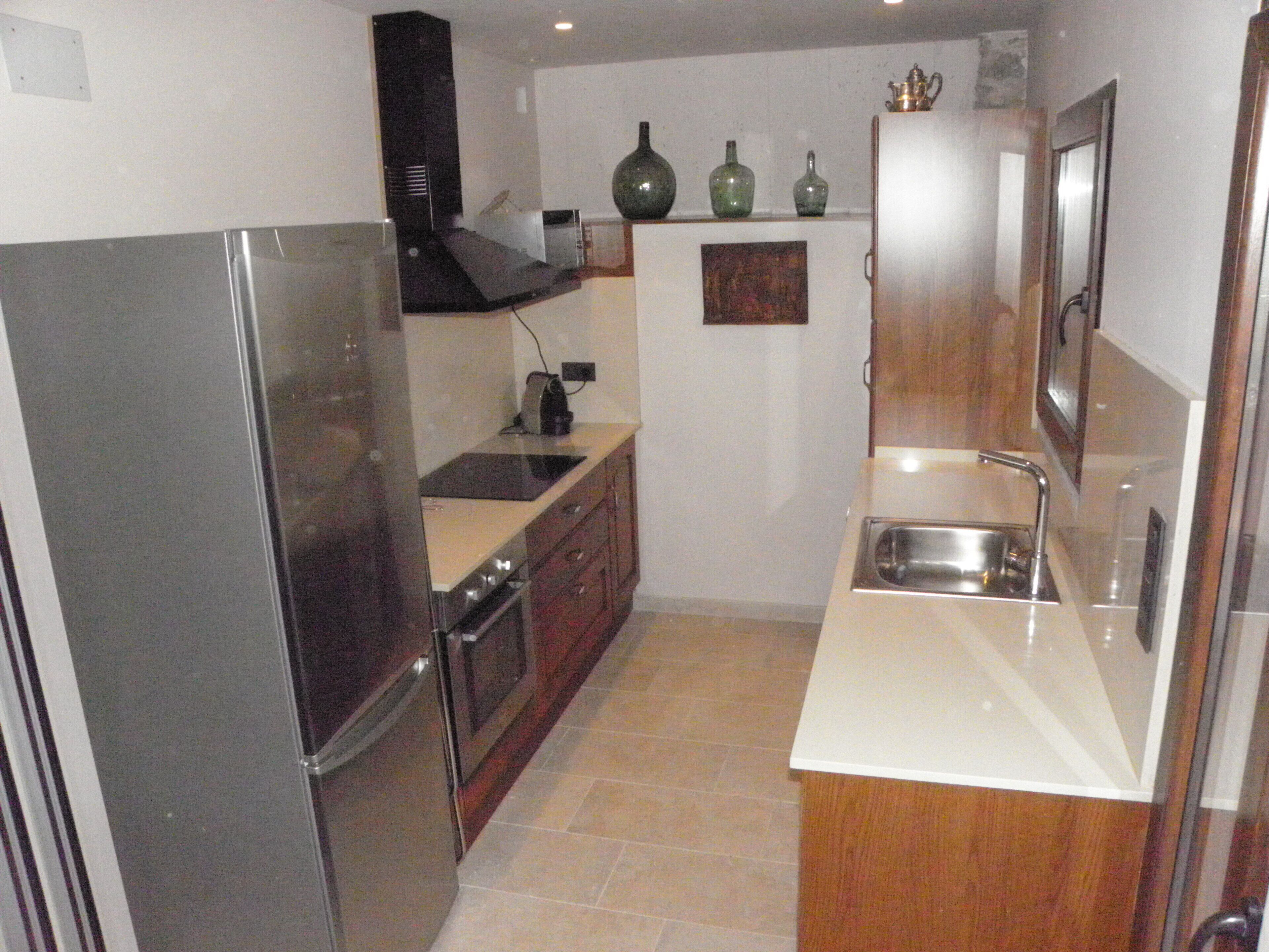 Paissa, beautiful 6 bedroom house in complex with swimming pool, paddle. SPA