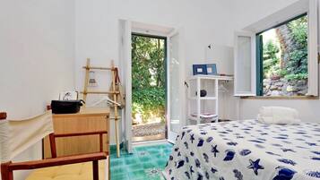 4 camere, ferro/asse da stiro, Wi-Fi gratuito, lenzuola