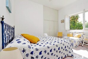 4 habitaciones, tabla de planchar con plancha y wifi gratis 