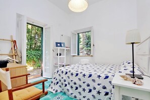 4 dormitoris, planxa i posts de planxar, wifi gratuïta i roba de llit 