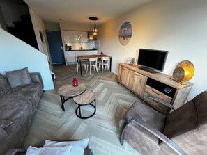 TV, ping pong, books, stereo - Ferienwohnung auf Ameland für 5 Prs. ganz nah Strand-Dunen-Meer und leuchtturm (Hollum)