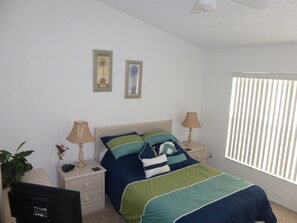 4 bedrooms, in-room safe, iron/ironing board, free WiFi