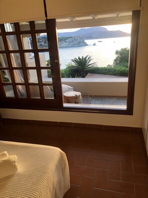 2 soverom, strykejern/-brett, internettilgang og sengetøy