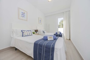 Unclassified image, 2 of 37, button