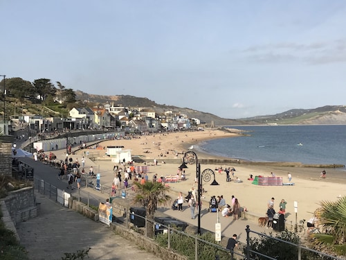 Albury House -  Charmouth, Lyme Regis