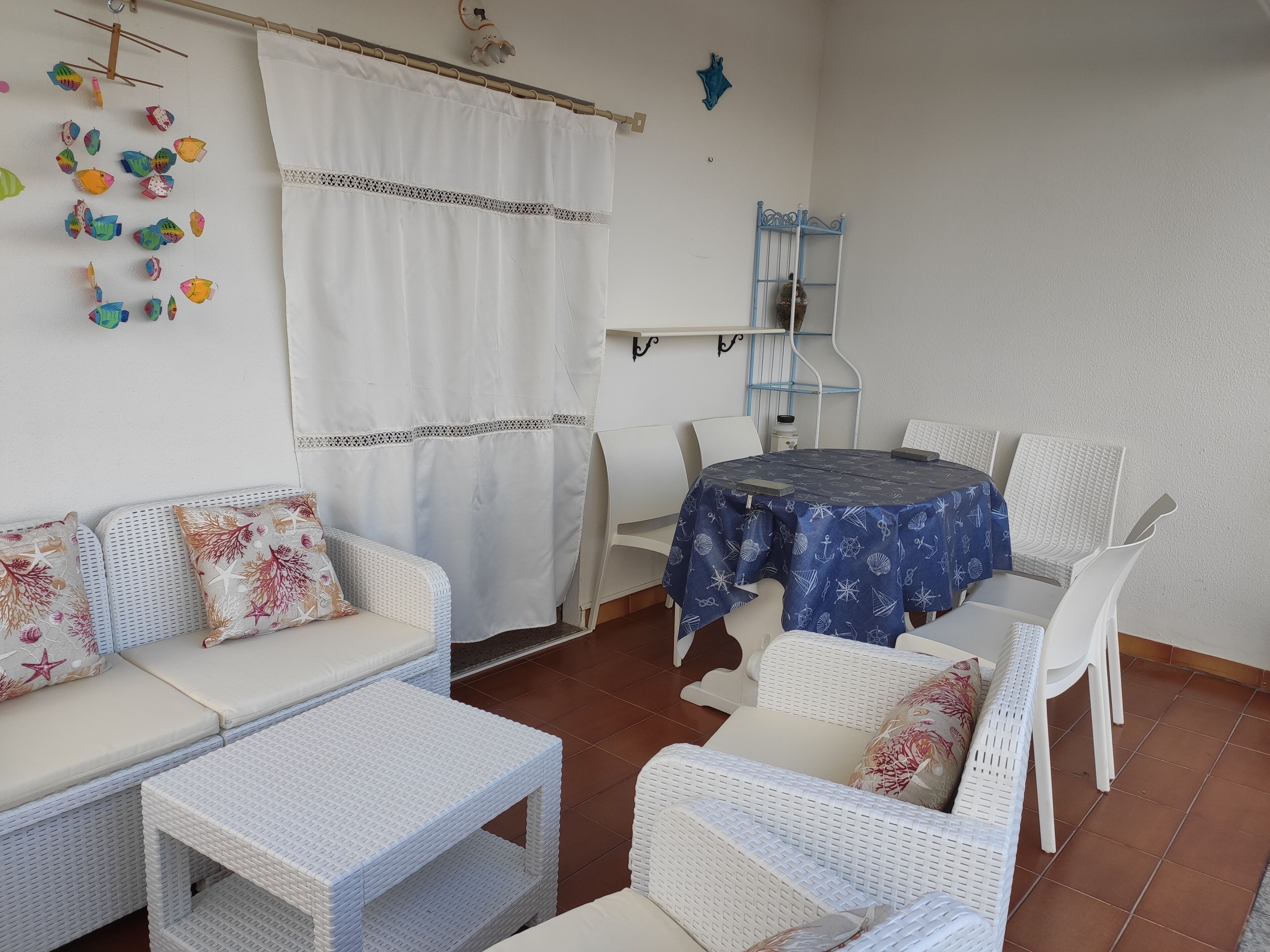 The apartment has a view of the gulf and the mountain-Wifi and air conditioning inv