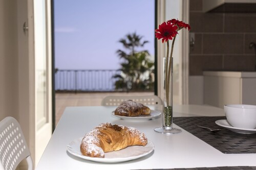 Haus mit großer Terrasse in Seaside, Syrakus - Ortigia