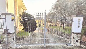 Enceinte de l’hébergement