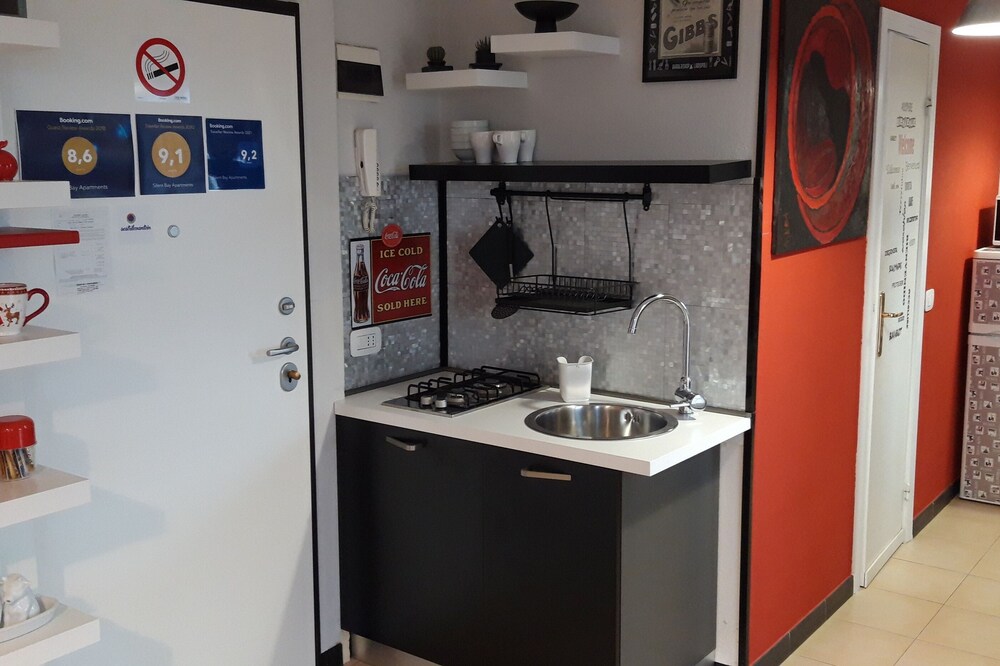 Penthouse open space, central, PARKING,, Wi-Fi, Air Co, Cinque Terre Portofino