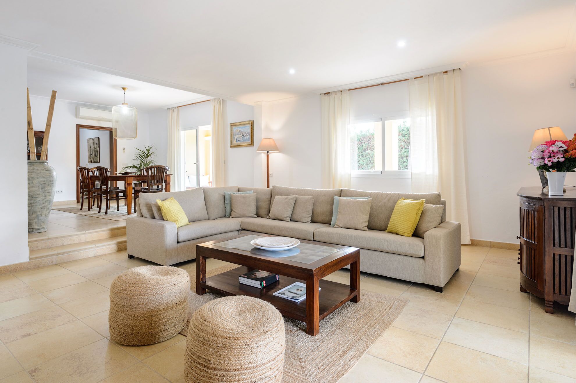 *****Villa Belvedere ***** close to airport, town & Playa den Bossa, 4 bedrooms