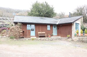 Exterior - Barn In Beautiful Rural Location 4 Miles From The City Of Bath  (Bath)