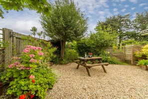 Garden - Stiffkey Hideaway, Stiffkey, Norfolk (Wells-next-the-Sea)