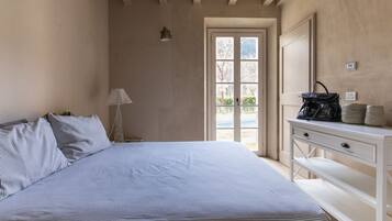 5 Schlafzimmer, Bügeleisen/Bügelbrett, WLAN, Bettwäsche