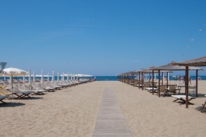 Vlak bij het strand