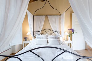 4 Schlafzimmer, kostenloses WLAN, Bettwäsche