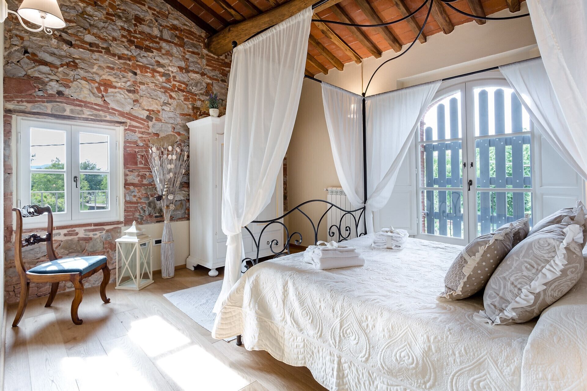 4 Schlafzimmer, kostenloses WLAN, Bettwäsche