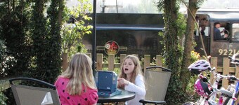 Hytte med fantastisk utsikt over majestetiske NYMR Steam Trains. Coast 20 Minutter