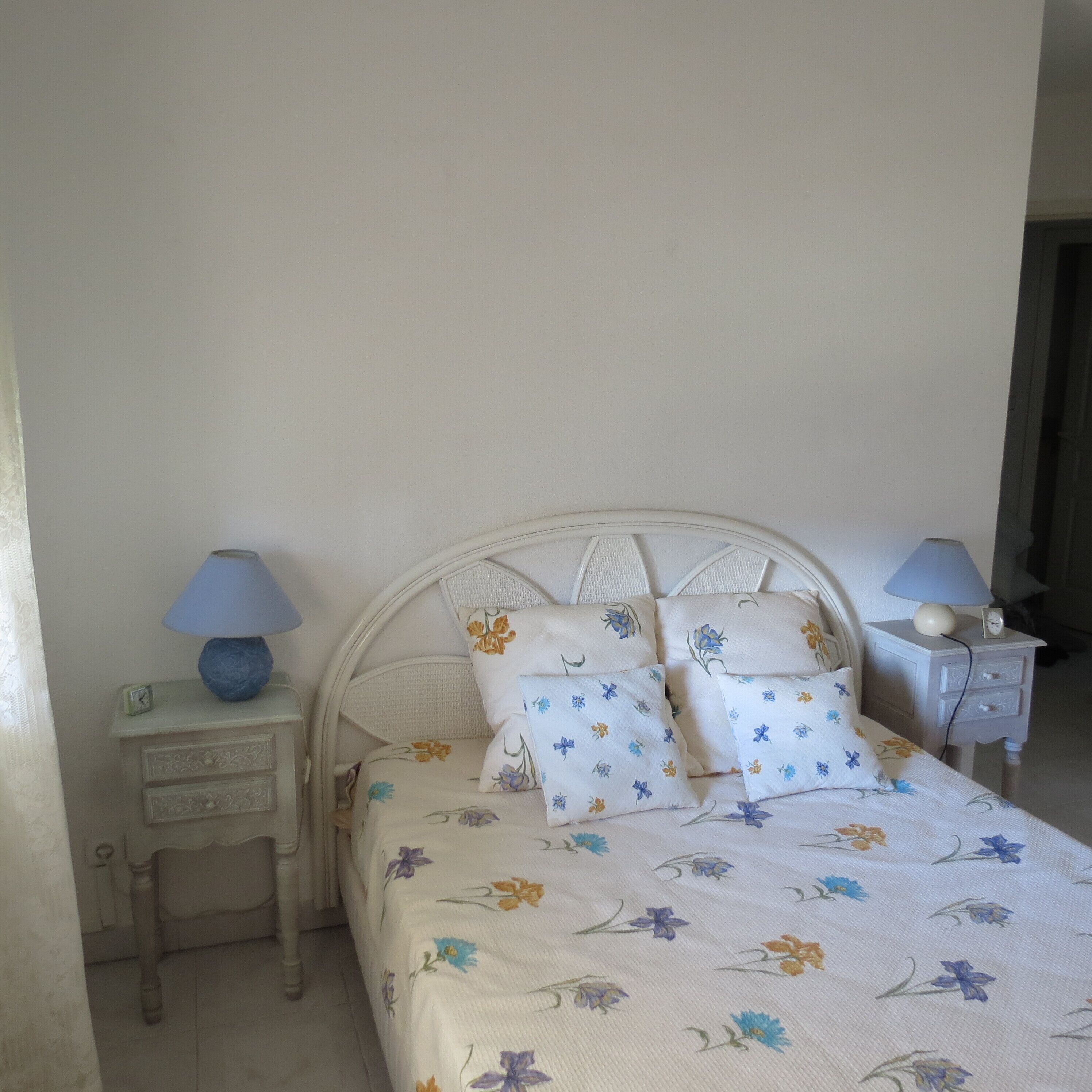 2 chambres, fer et planche à repasser, Wi-Fi gratuit