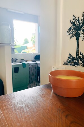 Interior - Maison des sables, "Ash blue" and "orange" (sainte-anne)