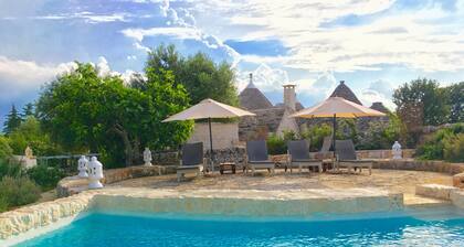 Beatifull Trullo mit eigenem Steinpool und Whirlpool, WI-FI kostenlos -