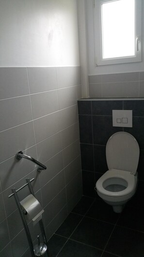 Bathtub