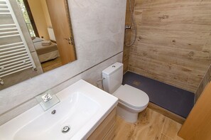 Doccia, asciugacapelli, asciugamani