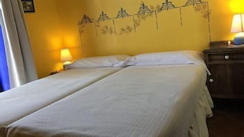 3 soveværelser, strygejern/strygebræt, sengetøj