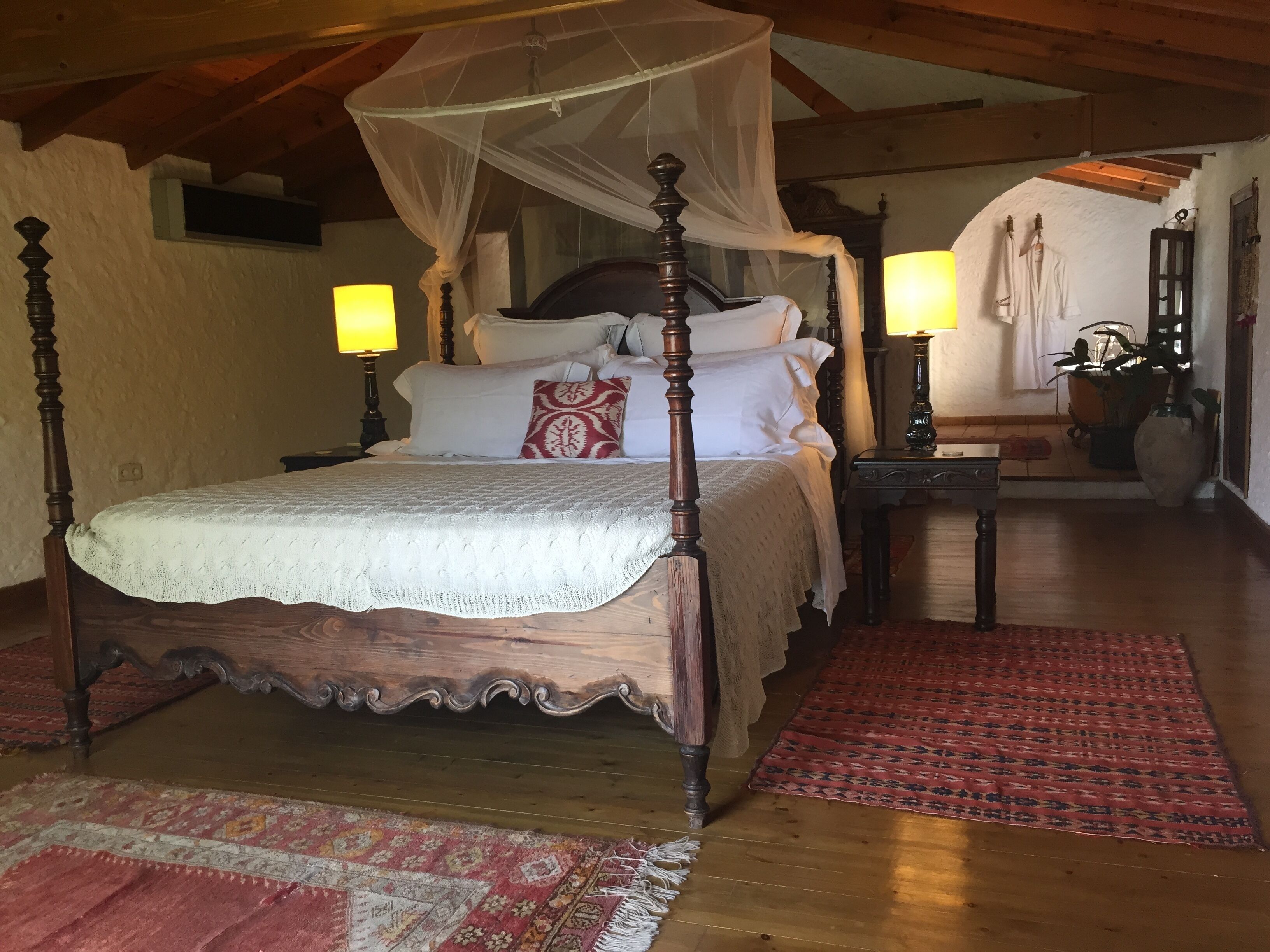 Stunning Designer Built Villa with Private Pool and Sea Views