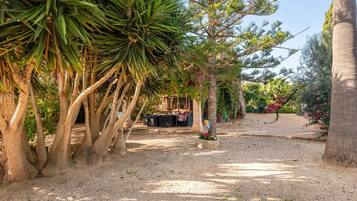 Enceinte de lâhĂ©bergement