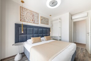 3 bedrooms, in-room safe, soundproofing, iron/ironing board