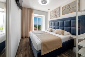 3 chambres, coffre-fort, système d’insonorisation