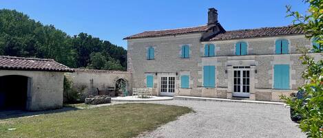 Extérieur