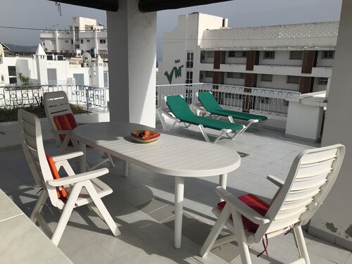 Penthouse With Sea And Mountain View And Communal Swimming Pool 