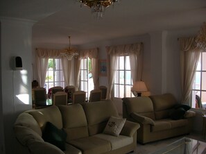 Interior - Beautiful villa, panoramic views of sea and mountains, close to town (almunecar,)