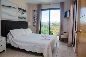 4 Schlafzimmer, Bügeleisen/Bügelbrett, WLAN, Bettwäsche