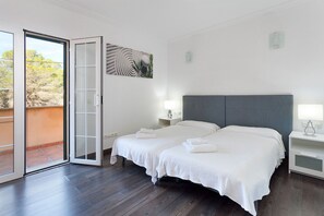 6 Schlafzimmer, Bügeleisen/Bügelbrett, Reisekinderbett, kostenloses WLAN