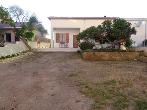 Exterior - Large apartment on the beach (san vero)