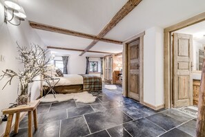 1 chambre, fer et planche Ă repasser, Wi-Fi gratuit, draps fournis