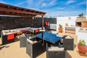 屋外ダイニングエリア