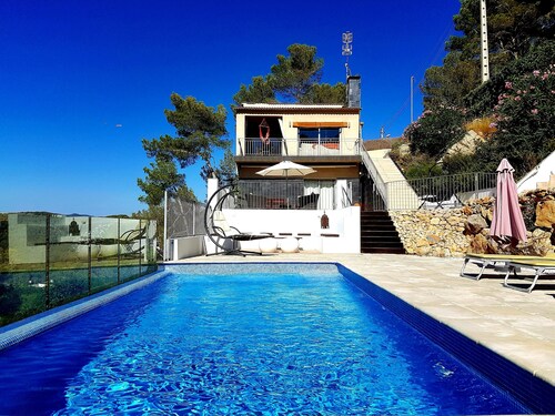 A Sunny Oasis of Privacy , Calm&Glam  near Sitges and Barcelona