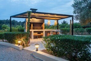 Property grounds - Casa Rosita, free Wifi, 75 meters from the Niu Blau beach, ideal families. (Santa Eulalia del Rio)