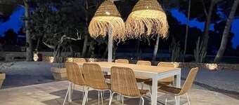 Casa Rosita, gratis Wifi, op 75 meter van het strand van Niu Blau, ideale gezinnen.