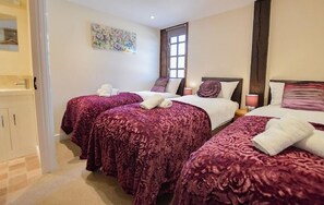 6 bedrooms