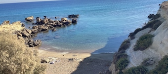 Nol Adre. A Luxury Villa With Its Own Private Pool, Sea Views