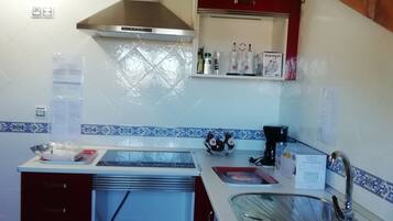 Refrigerador, microondas, parrilla de estufa y lavavajillas