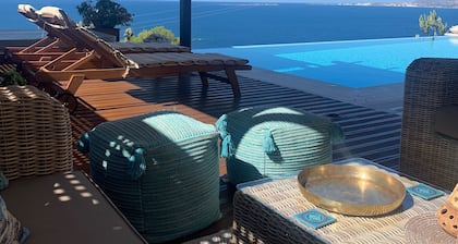 Armorel Platinum, gran villa de lujo con increíbles vistas al mar.
