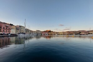 Marina - Villa Giolù: La Terrazza Apartment, near the beach ! (Portoferraio)