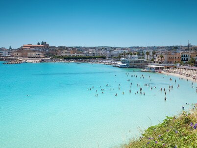 Luxury beach villa in Puglia sleeps 12